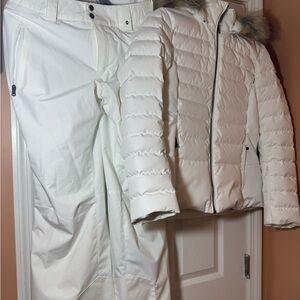 FERA White Ski Jacket with Faux Fur Trim and pants